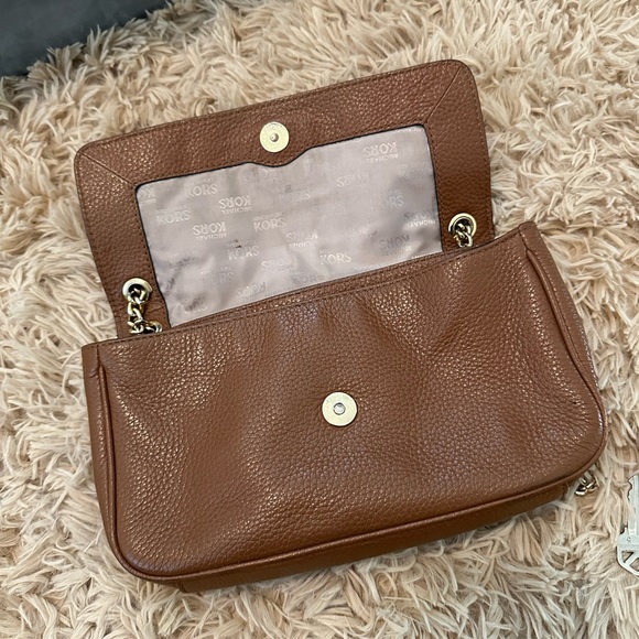 COPY - Michael Kors Tan Leather Shoulder Bag - Picture 5 of 6